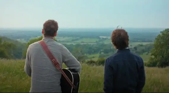 Veja o clipe da nova música, "Song For The Countryside (feat. Jack Wolfe)", com a letra e a tradução!